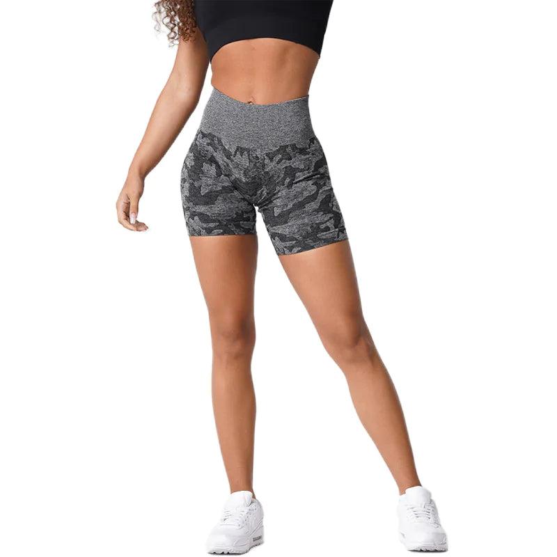 Tarnmuster Yoga Shorts